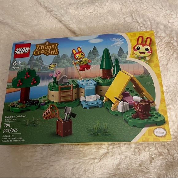 LEGO Animal Crossing Bunnie's Outdoor Activities 77047 Set - Picture 1 of 8